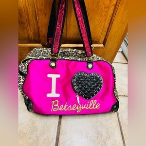 Vintage Betseyville by Betsey Johnson I Heart Betseyville Luggage/Gym Bag